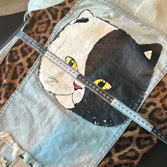 UNIF Hardcore Cat 🐱 Bomber Jacket Retro Irreverent Women’s metal studs - Picture 16 of 17